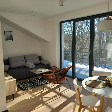 Stroma Forest C2 아파트 슈차이르크